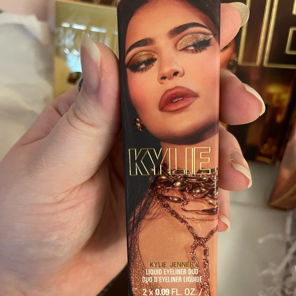 Kylie cosmetics 24th birthday full collection - Picture 6 of 8